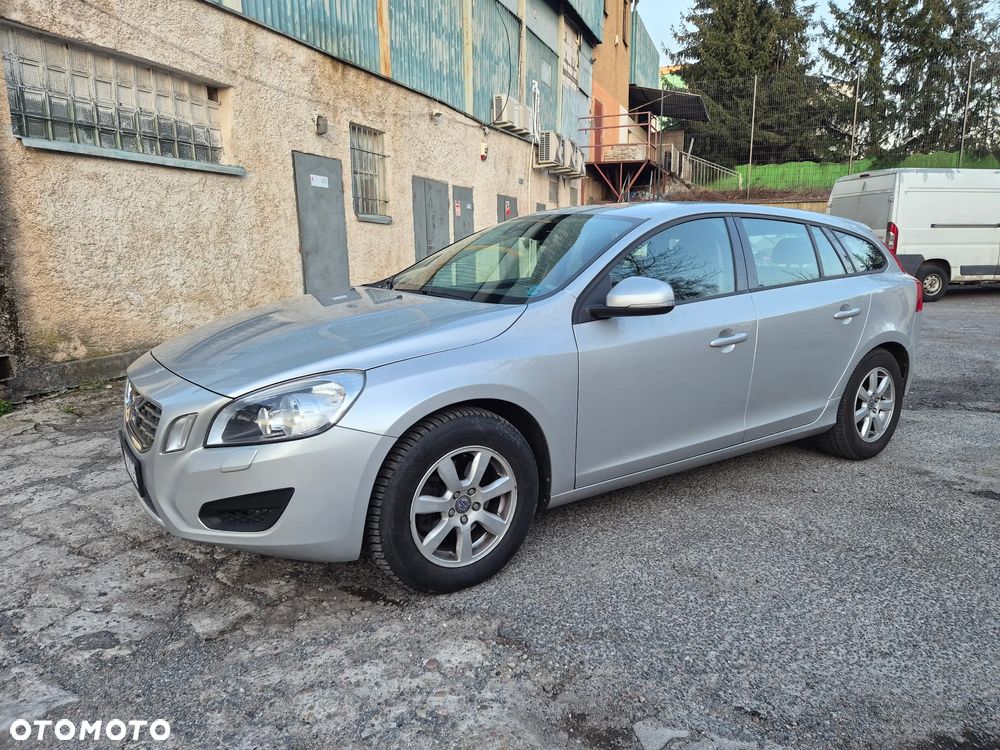 Volvo V60 D4 Edition Pro - 3