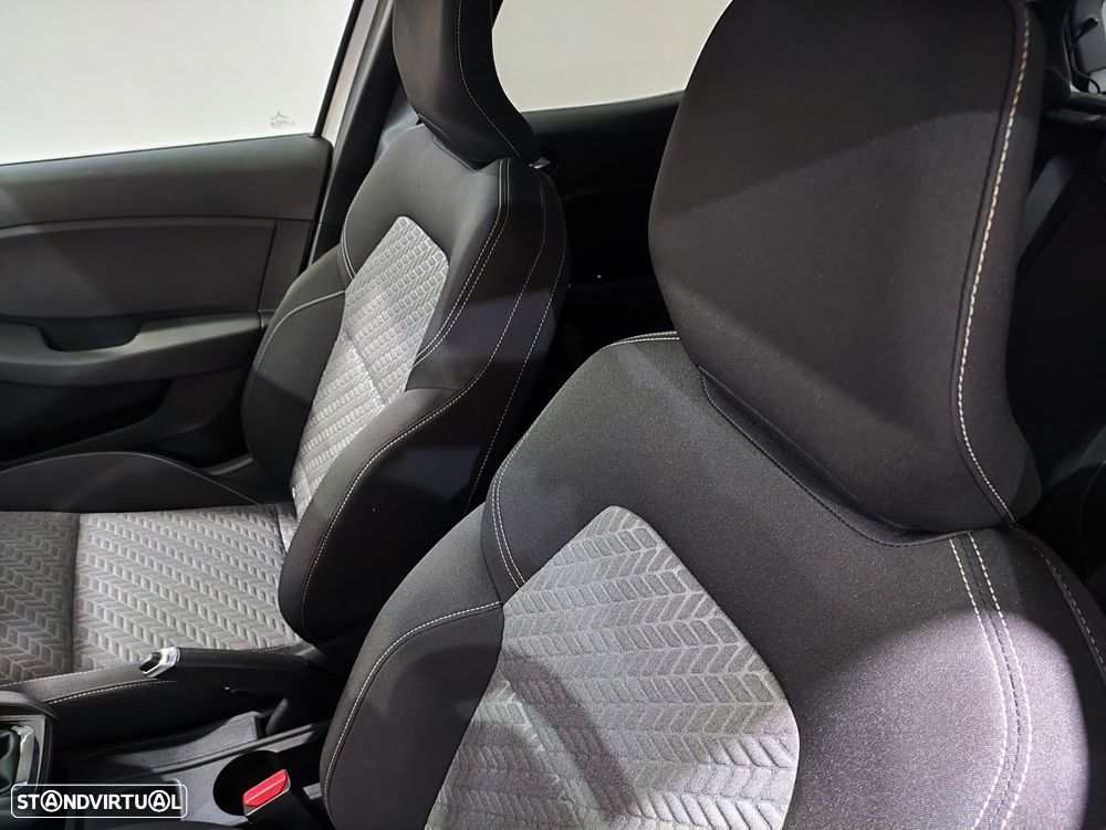 Renault Clio 1.0 TCe Evolution Bi-Fuel - 9