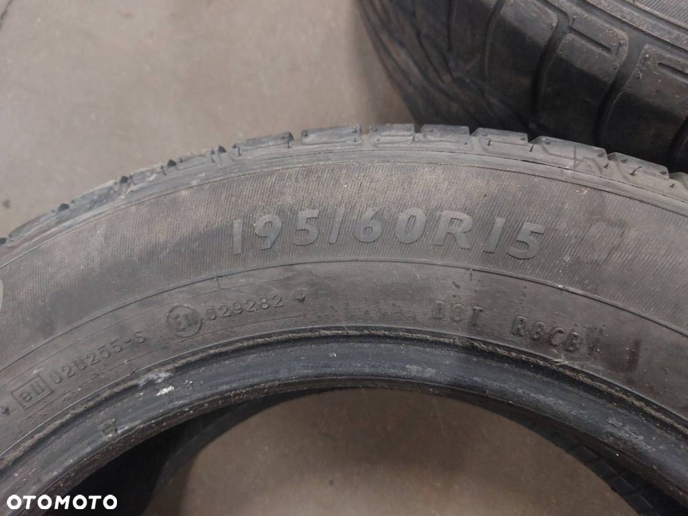 OPONY LETNIE 4 SZT 195/60R15 2011R DUNLOP SP SPORT - 4