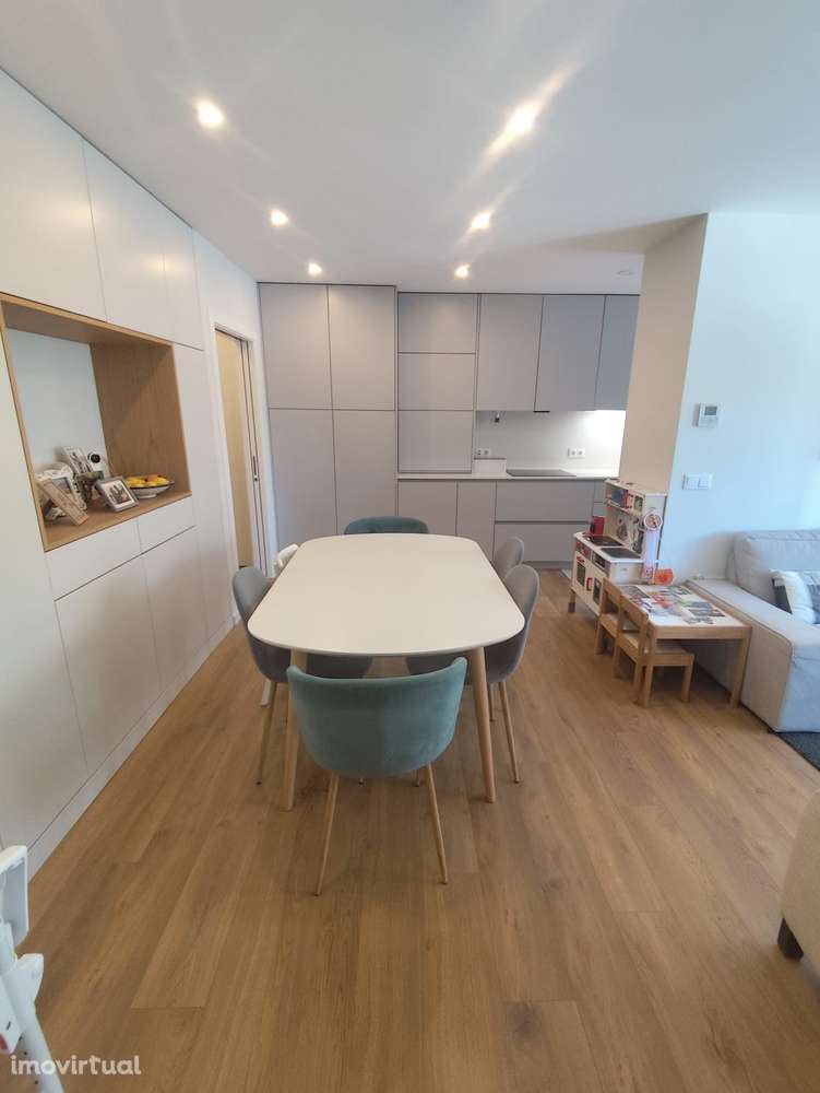 Apartamento t3 na Rua Cidade de Bolama - Grande imagem: 2/19