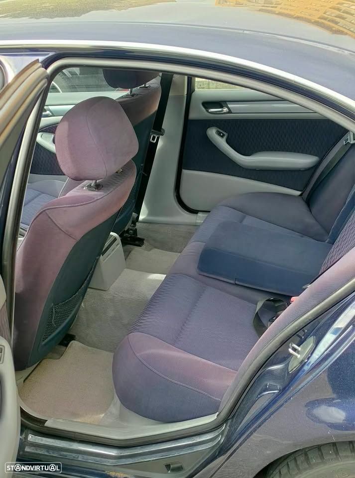 BMW 320 i - 7