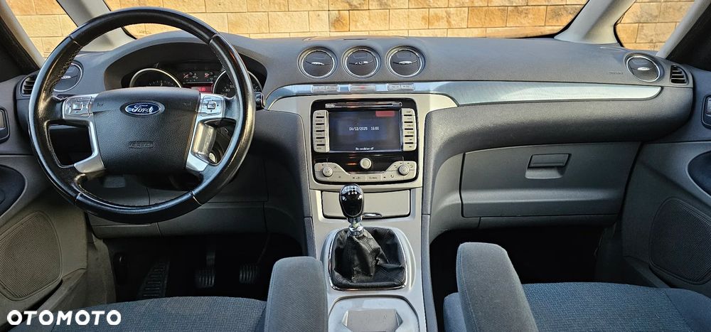 Ford Galaxy 2.0 TDCi Ghia - 6