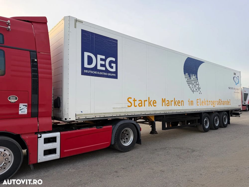 Schmitz Cargobull SKO 24 Duba Box Carosata Izoterma - 4