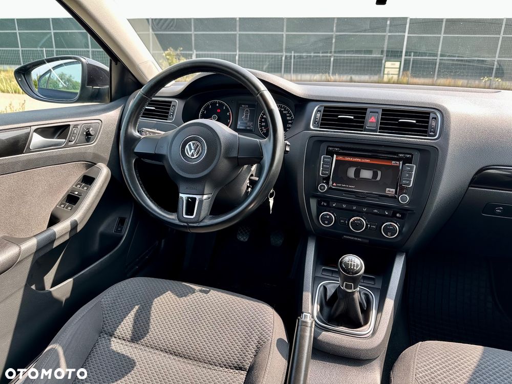 Volkswagen Jetta 1.4 TSI Comfortline - 17