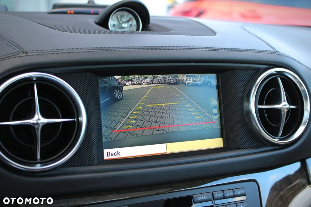 Mercedes-Benz SL 500 BlueEff - 17
