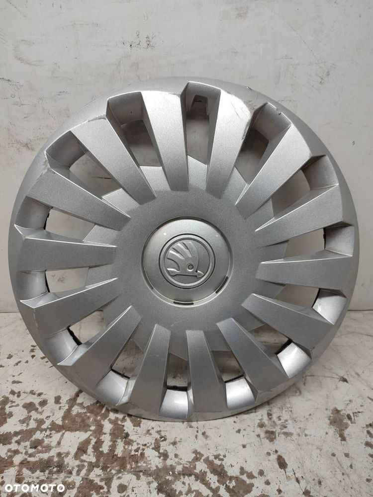 KOŁPAK 2 SZT 16' - 4