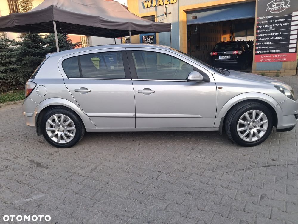 Opel Astra 1.6 Elegance - 31
