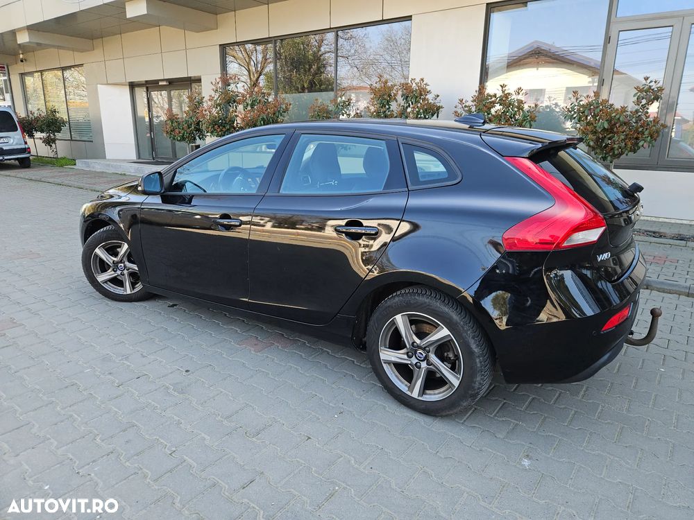 Volvo V40 D2 - 8