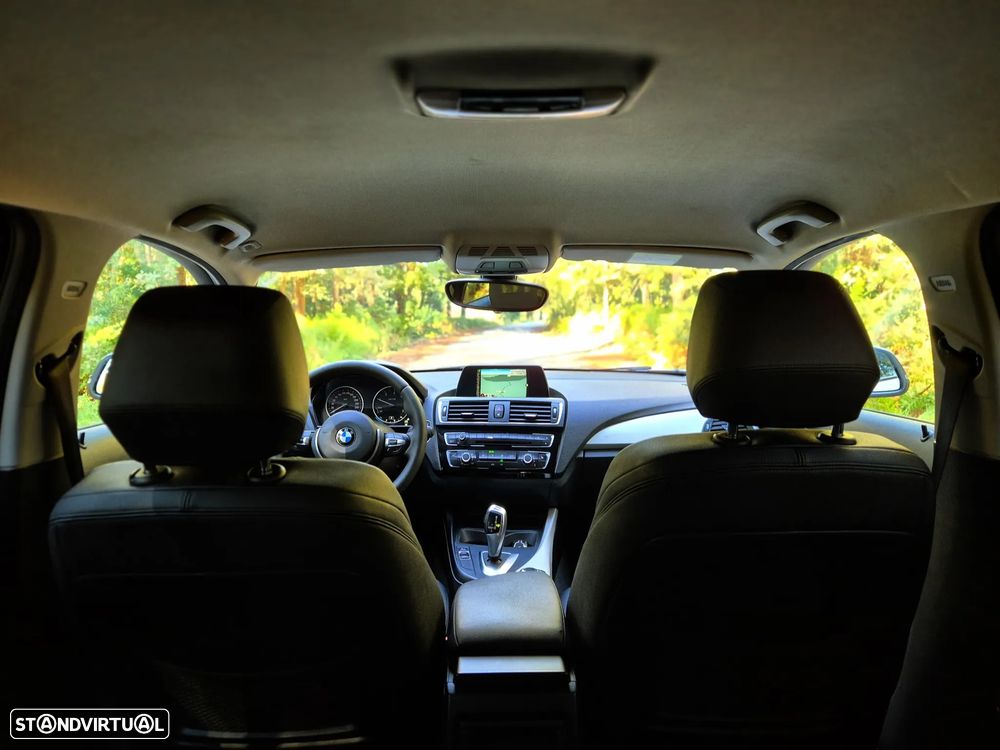 BMW 116 d Aut. Sport Line - 7