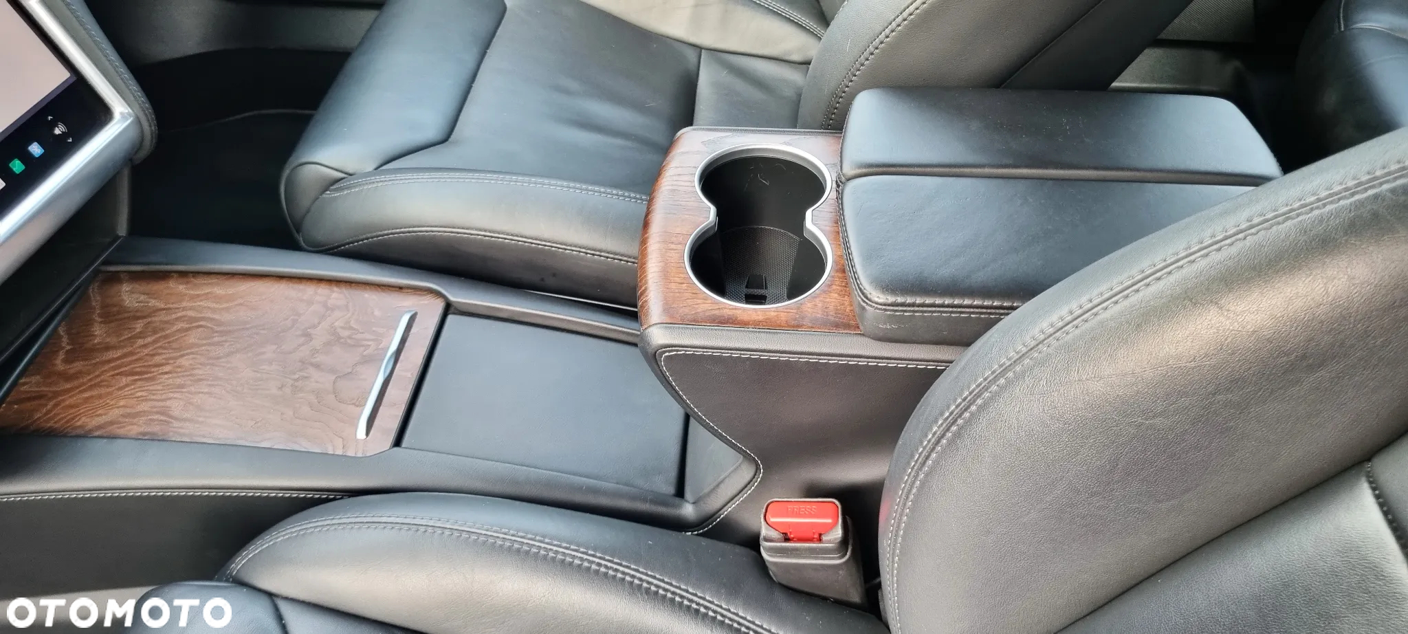 Tesla Model S Long Range Plus - 36