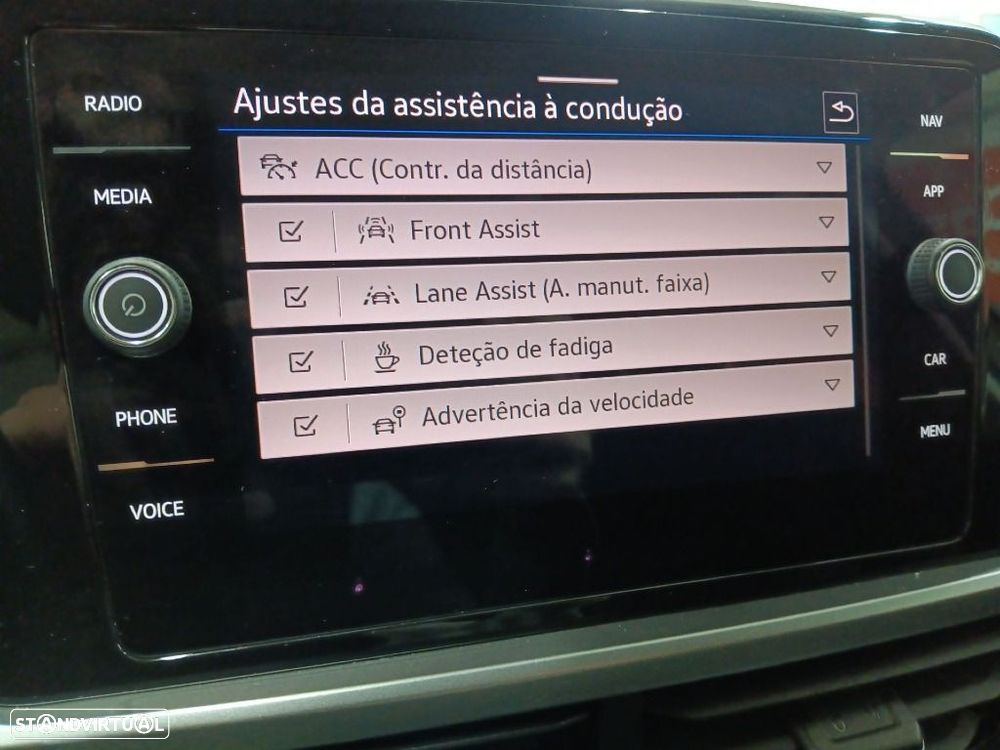 VW T-Roc 1.0 TSI Urban - 20