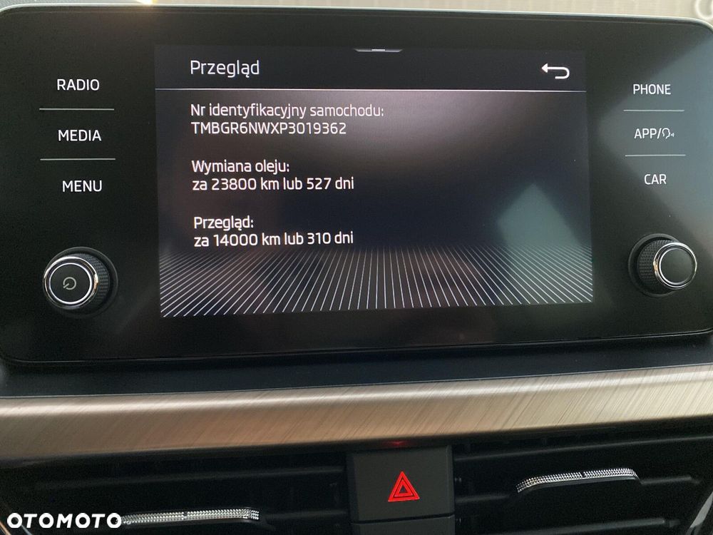 Skoda Kamiq 1.0 TSI Style DSG - 25