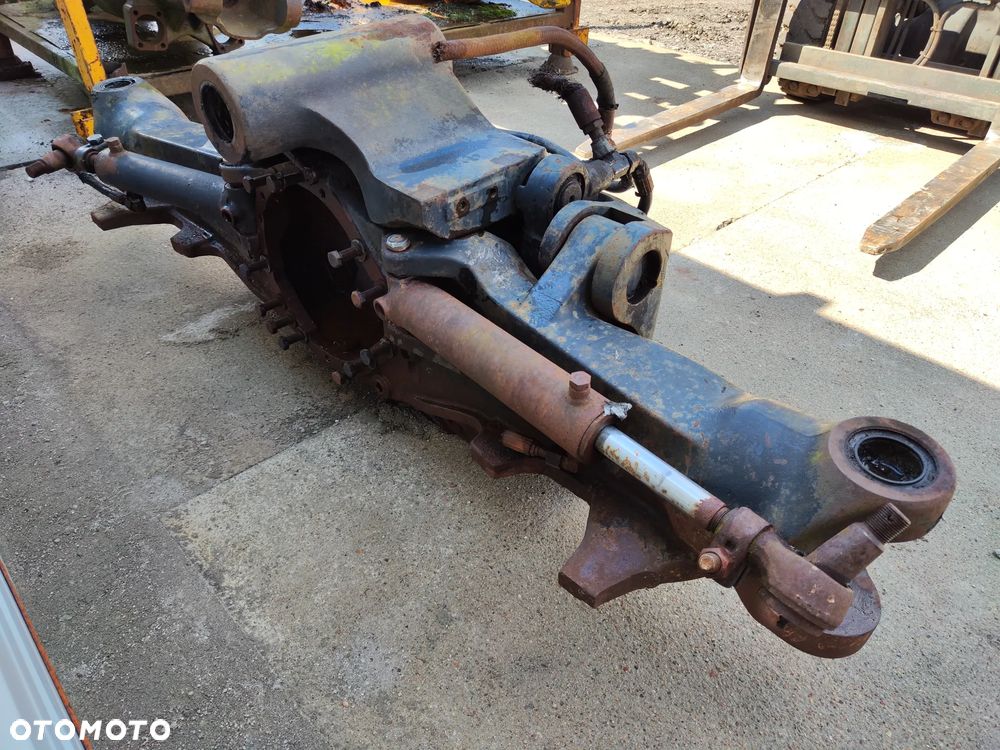 Obudowa przedniego mostu Spicer CASE MAGNUM NEW HOLLAND T8, TG, 8000 - 3