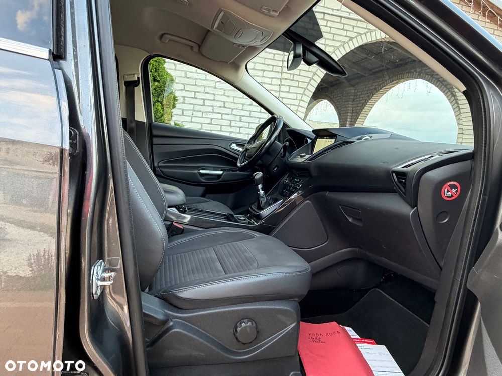 Ford Kuga 2.0 TDCi 2x4 Titanium - 21