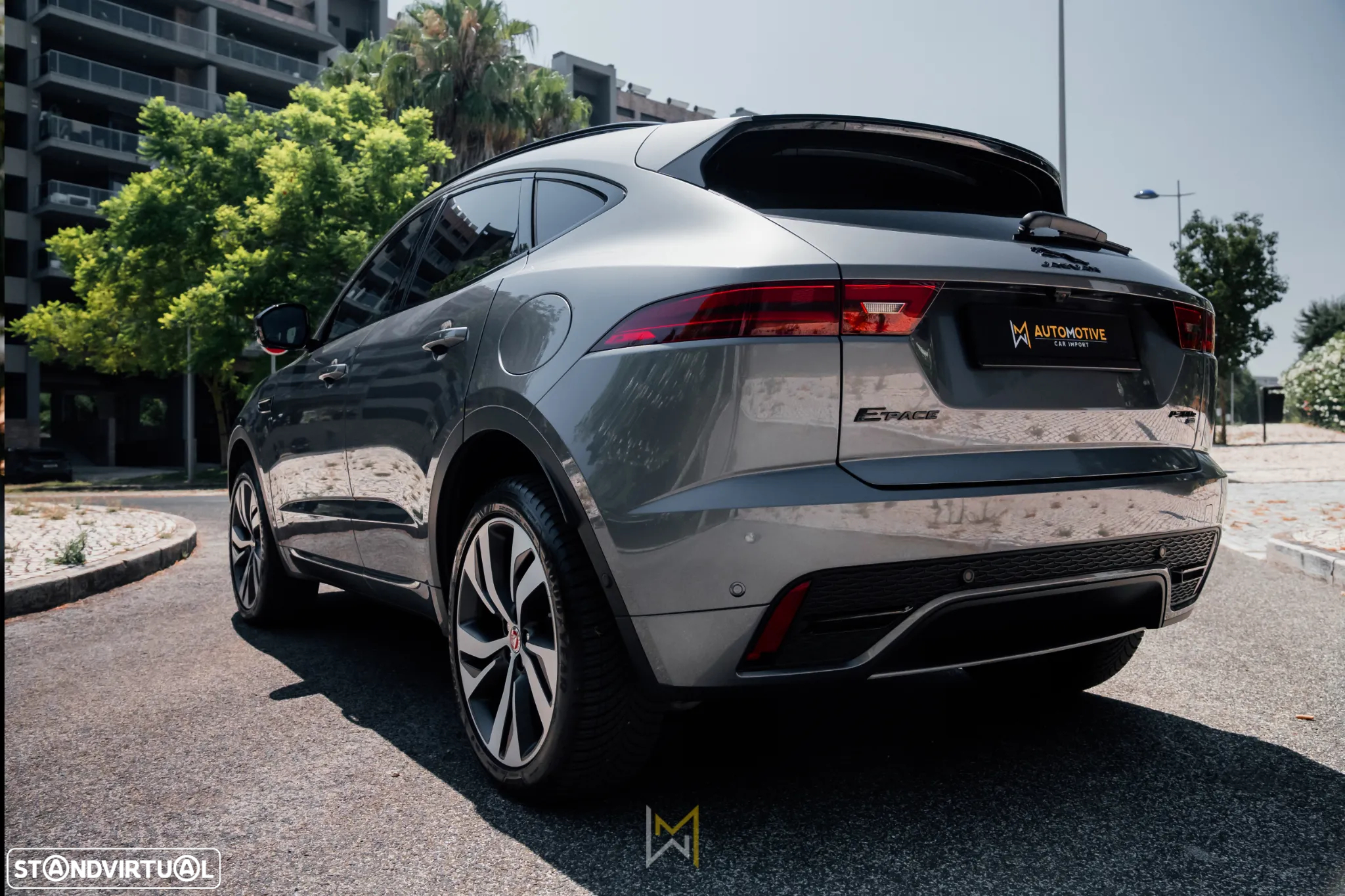 Jaguar E-Pace 1.5 P300e R-Dynamic SE AWD Aut. - 38