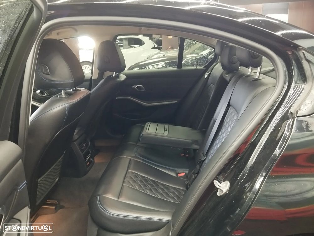 BMW 320 d Advantage Auto - 13