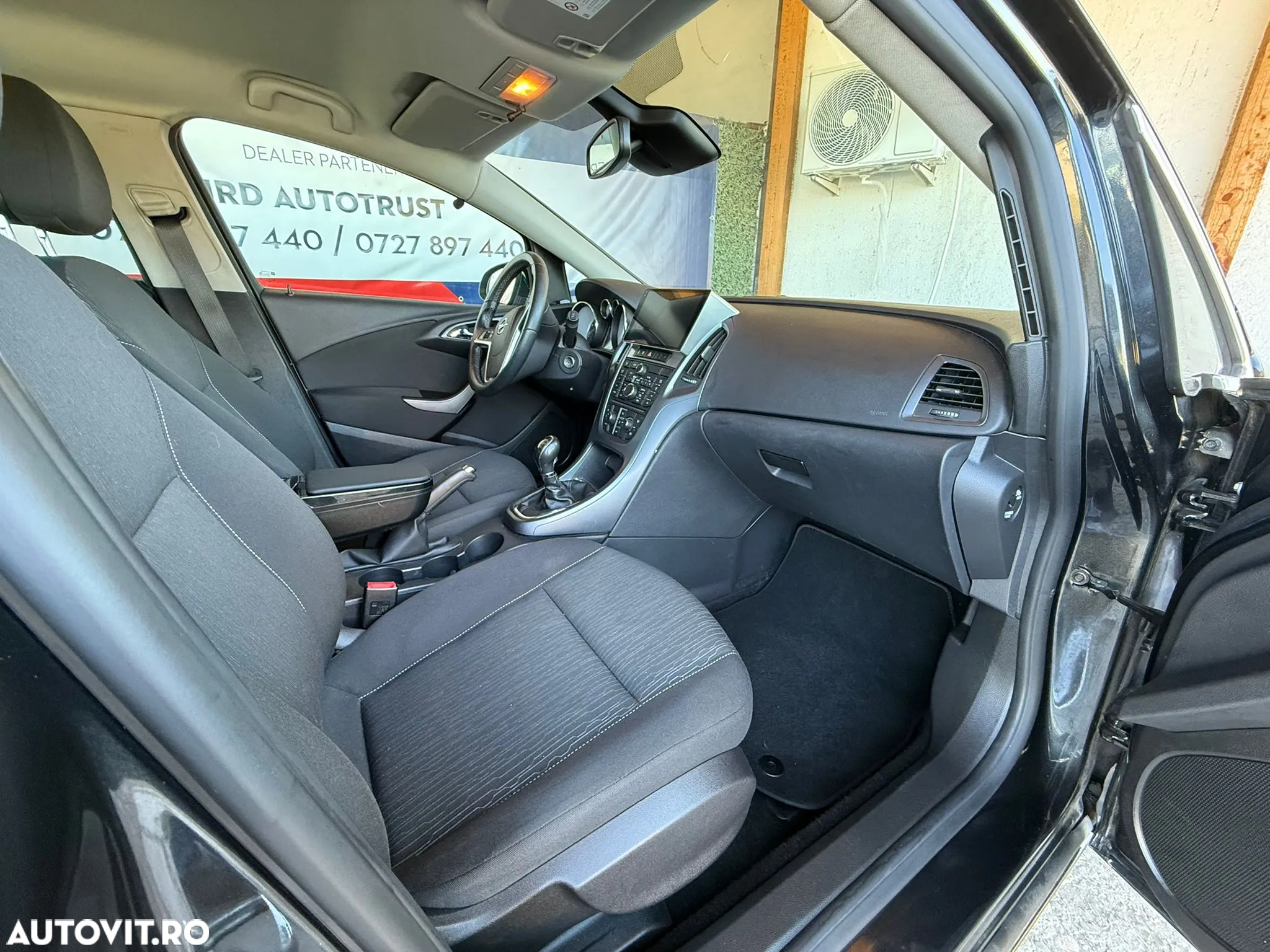 Opel Astra Sports Tourer 1.4 Turbo ECOTEC Drive - 17