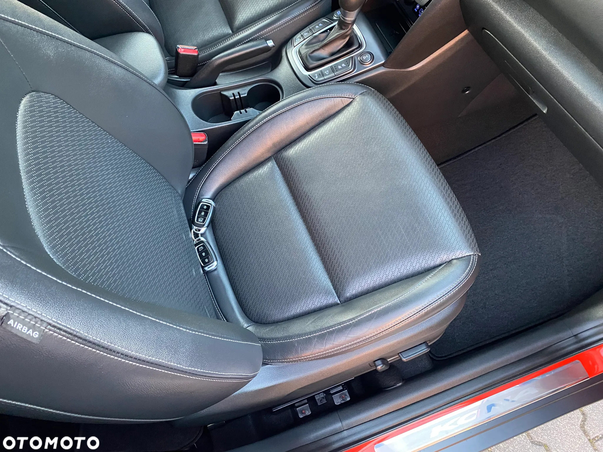 Hyundai Kona 1.6 T-GDI DCT 4WD Iron Man Edition - 38