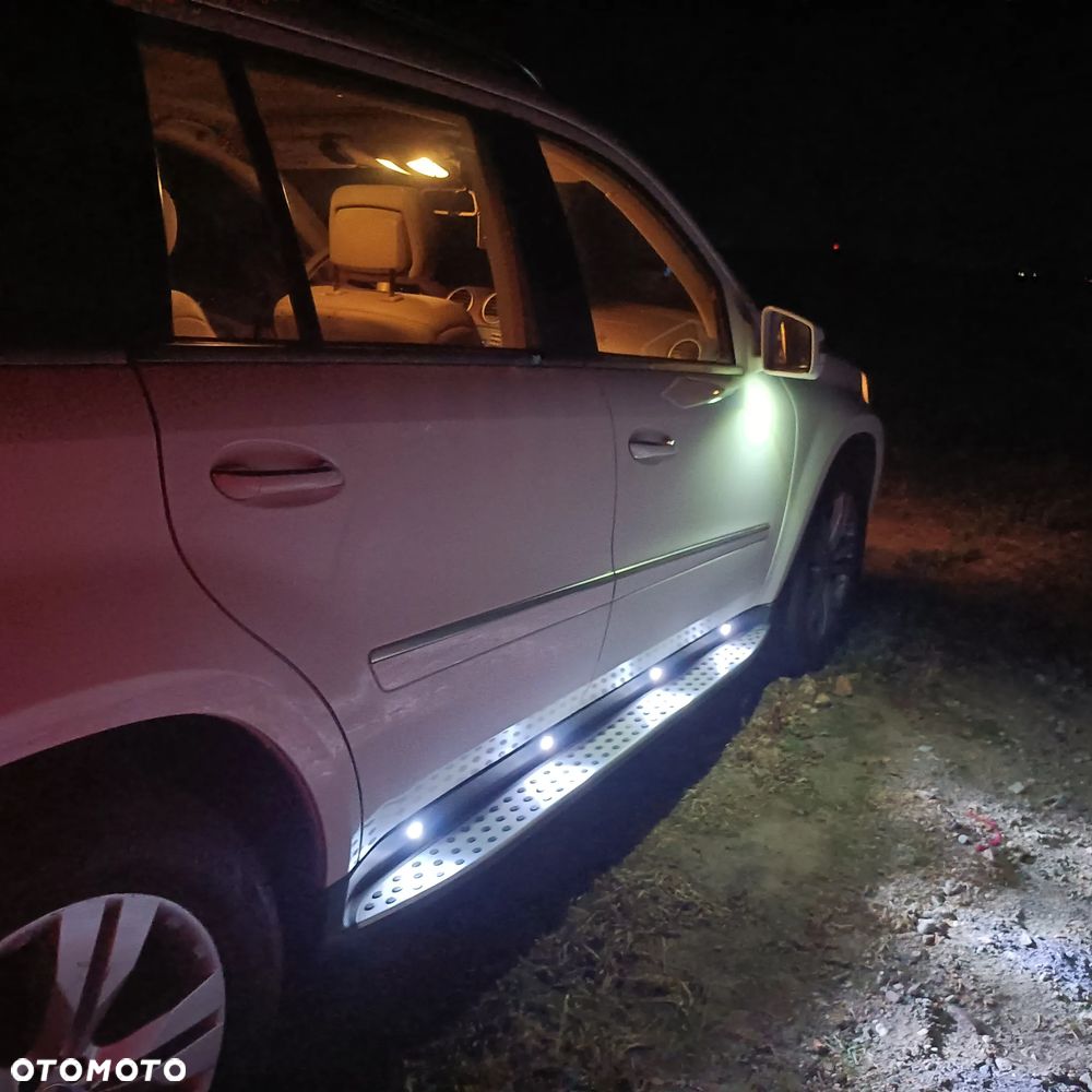 Mercedes-Benz GL - 32