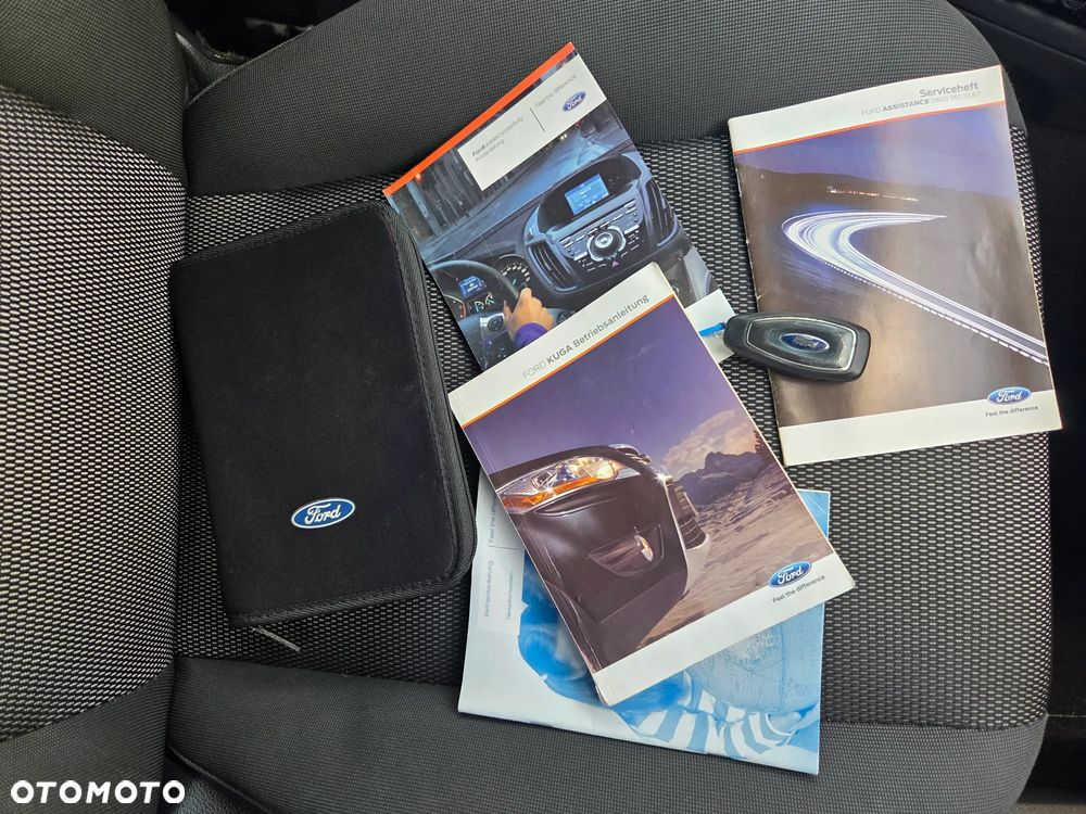 Ford Kuga 2.0 TDCi 2x4 Champions Edition - 39