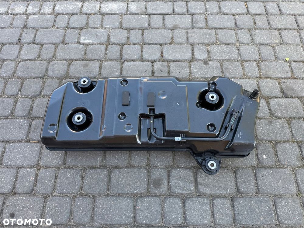 ZBIORNIK ADBLUE MERCEDES GLE W167 A1674703205 - 2