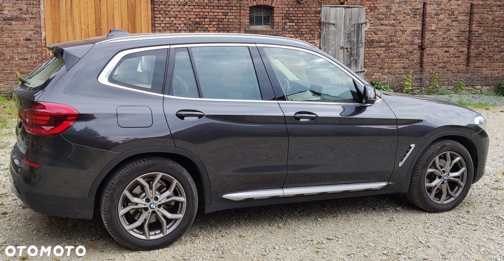 BMW X3 xDrive20i xLine - 4
