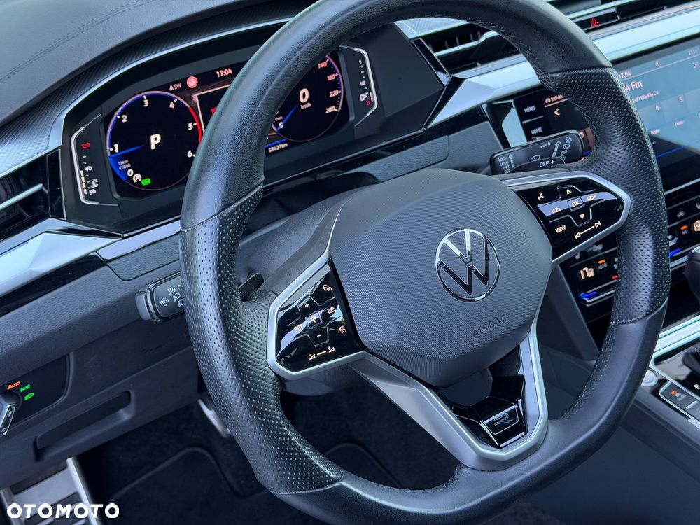 Volkswagen Arteon 2.0 TDI SCR 4Motion DSG R-Line - 18