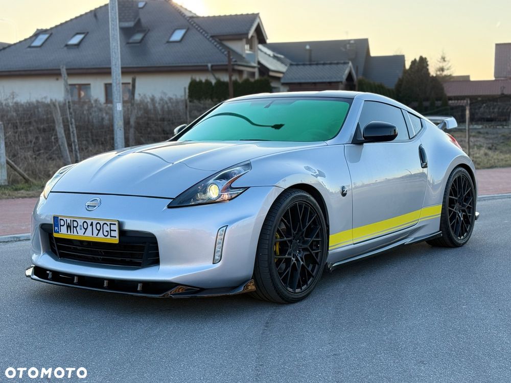 Nissan 370 Z - 5