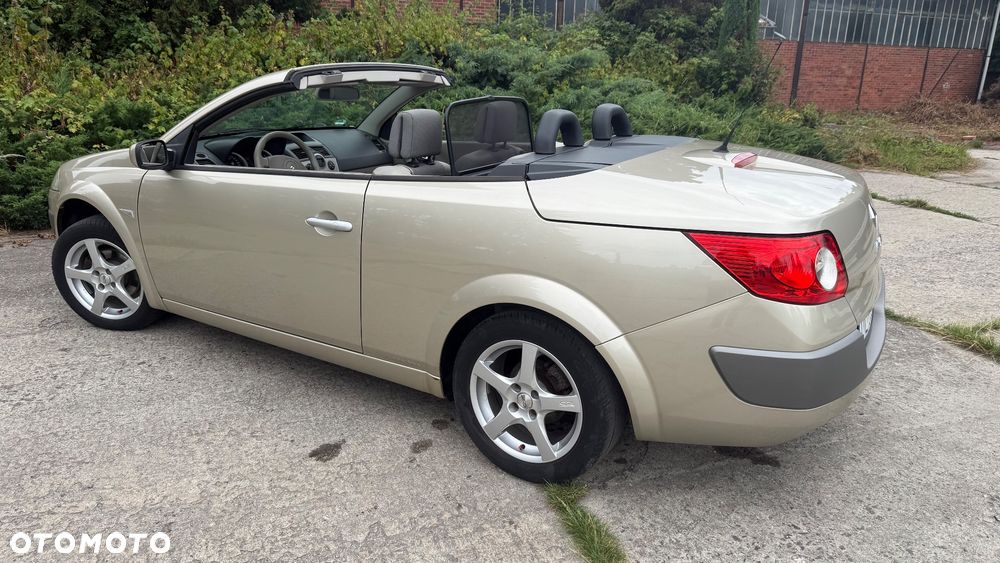 Renault Megane 2.0 Confort Privilege - 7