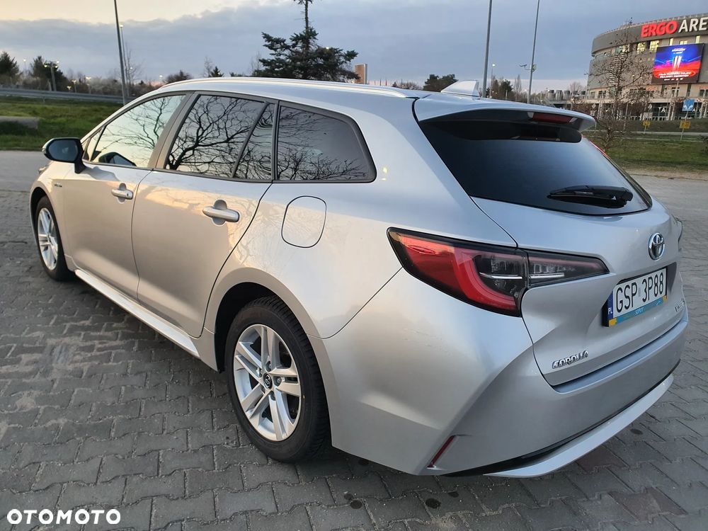 Toyota Corolla - 4