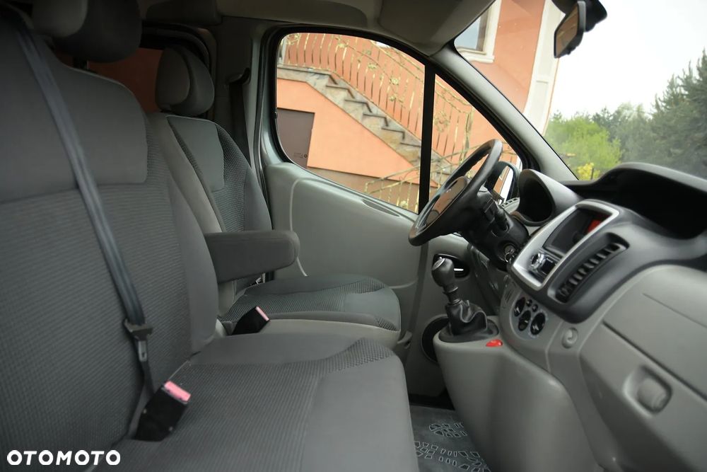 Opel Vivaro - 20