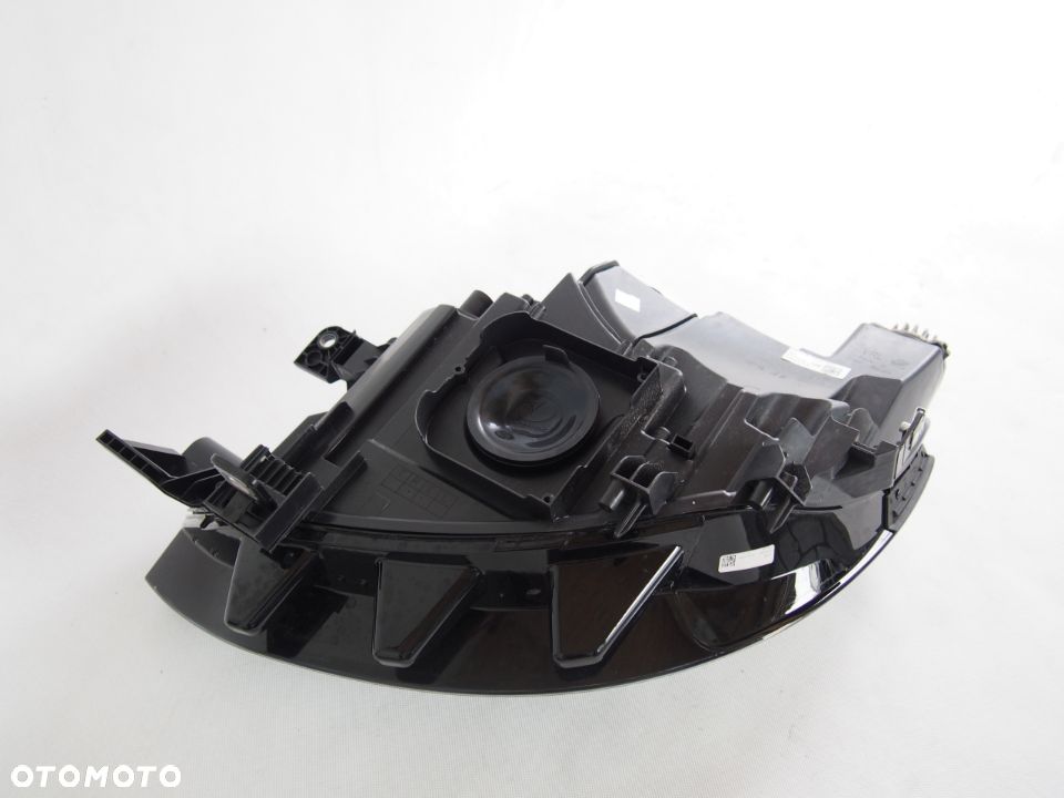Volkswagen ID 3 Reflektor prawy lampa prawa id3 - 3