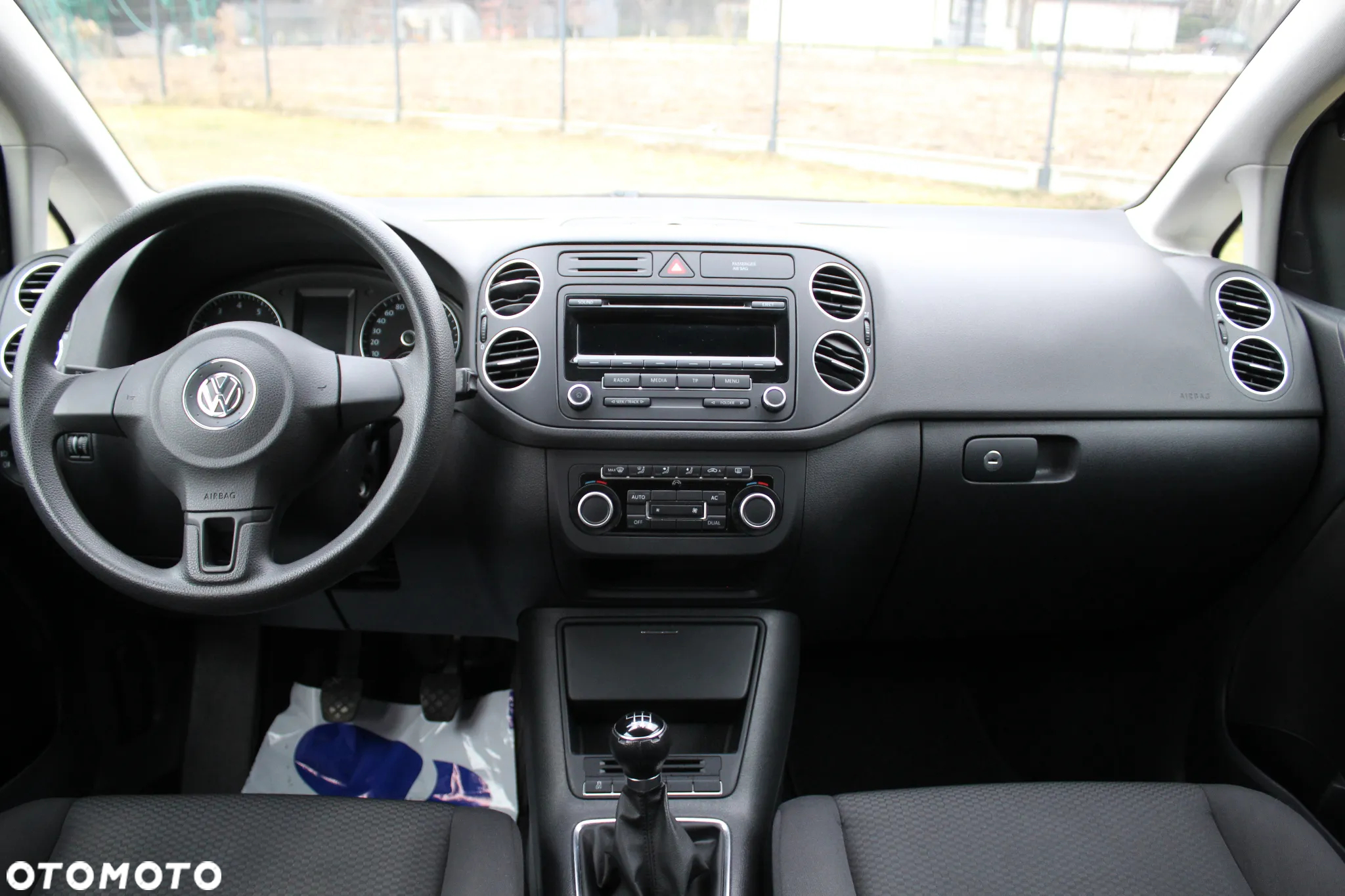 Volkswagen Golf Plus 1.2 TSI BlueMot Comfortline - 24