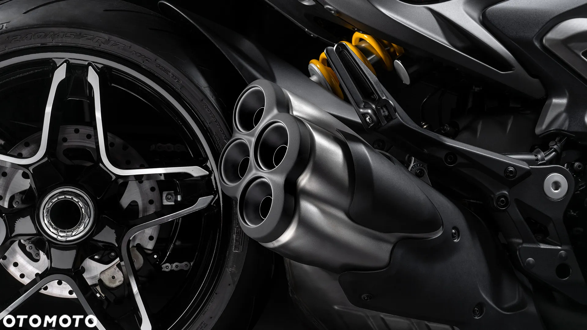 Ducati Diavel - 9