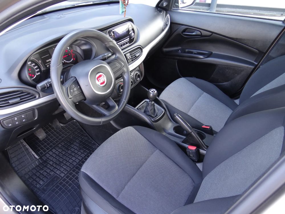 Fiat Tipo 1.4 16V - 10