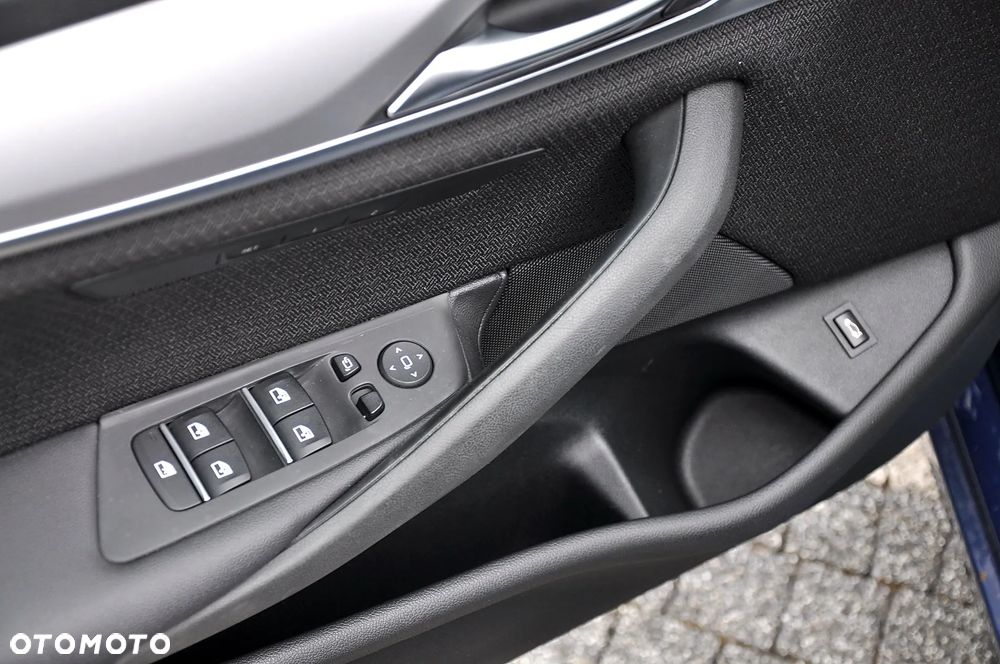 BMW Seria 5 520d mHEV Business Edition - 31