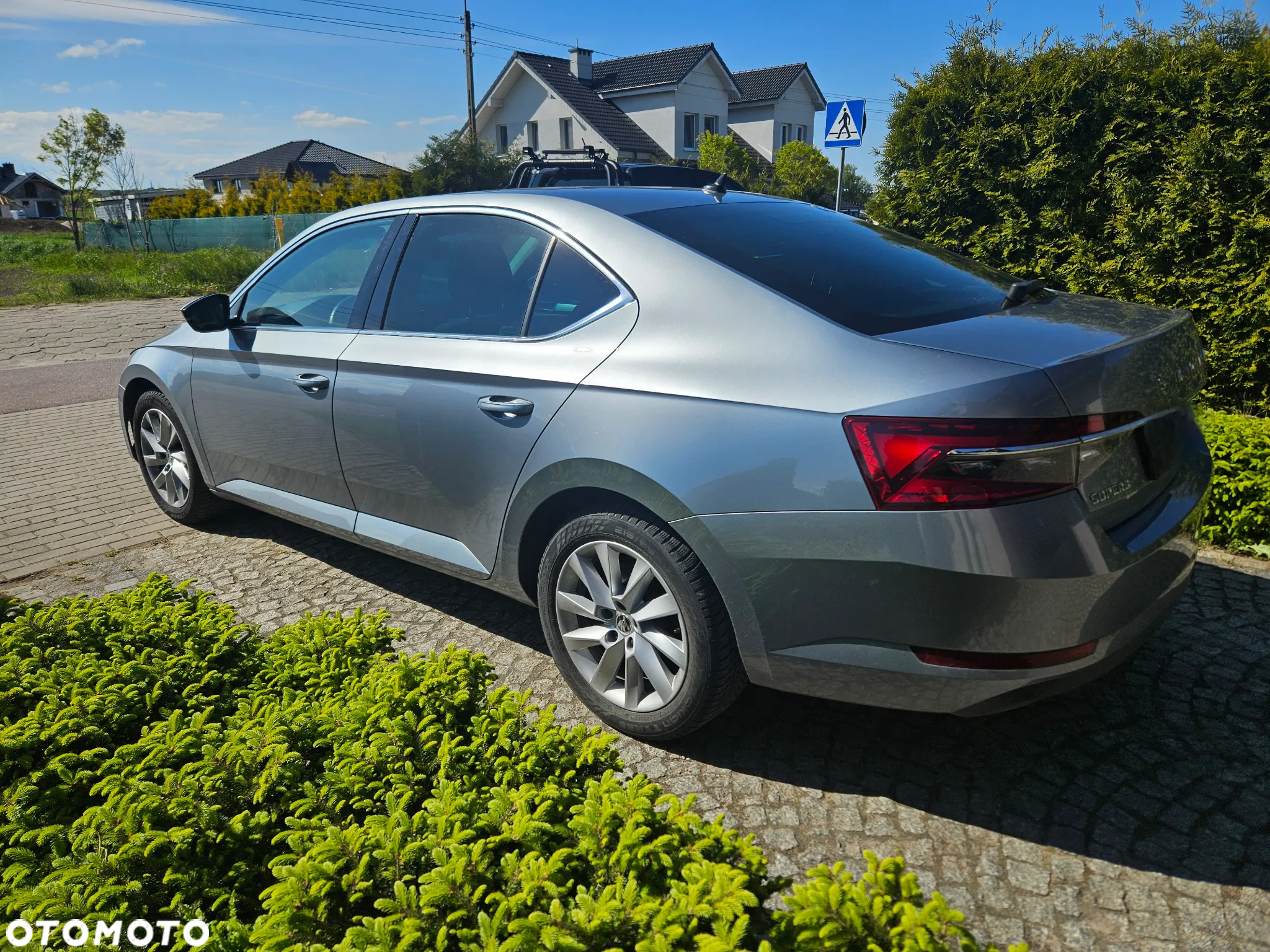 Skoda Superb 2.0 TSI Ambition DSG - 6