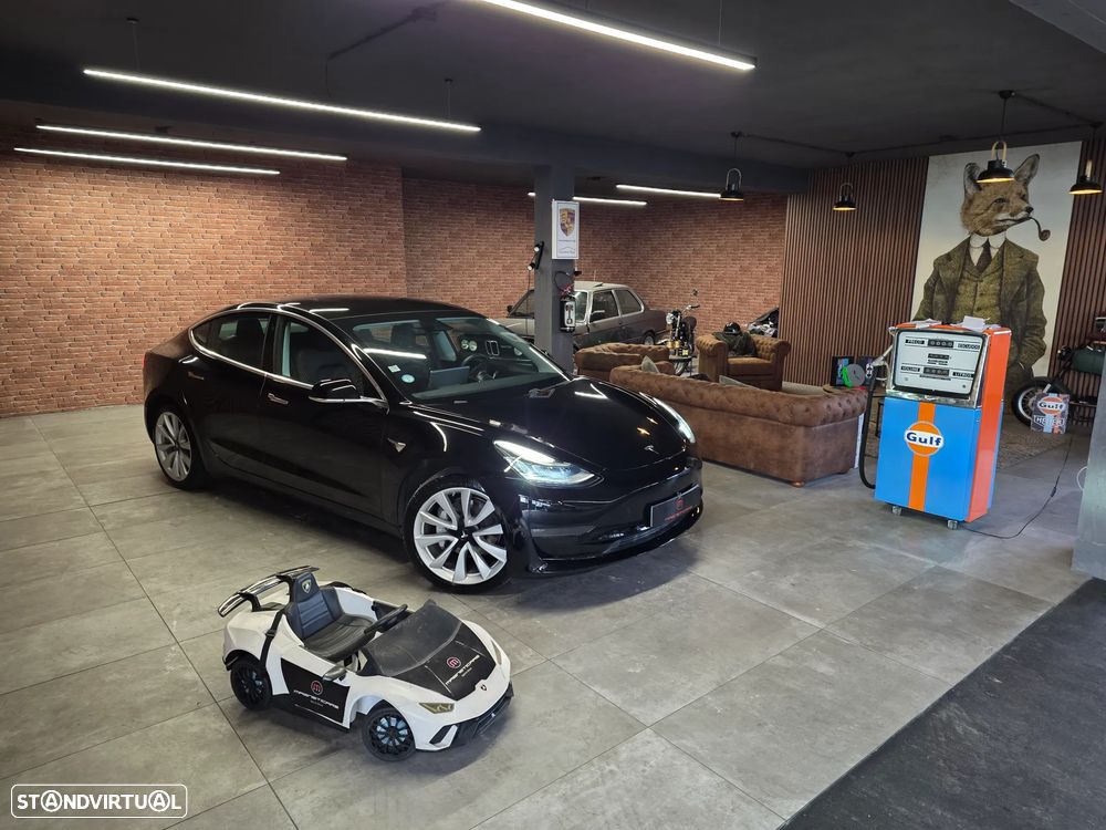 Tesla Model 3 Long Range AWD Dual Motor - 1