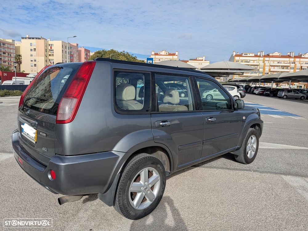 Nissan X-Trail 2.2 DCi Columbia - 17