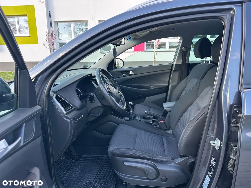 Hyundai Tucson blue 1.7 CRDi 2WD Advantage - 8