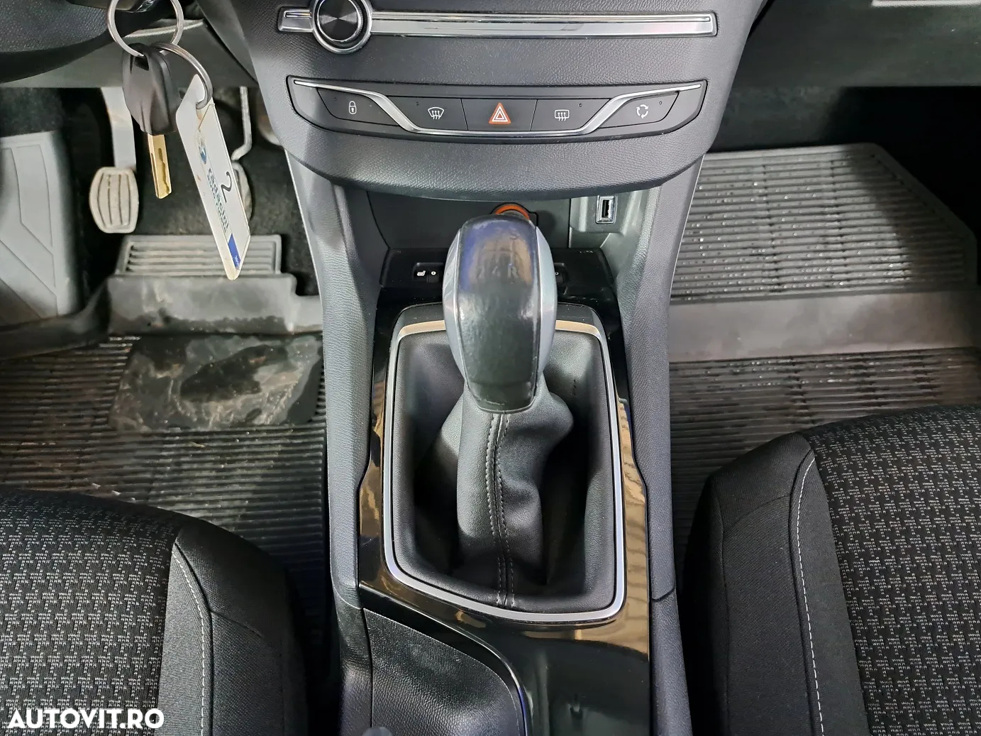 Peugeot 308 - 16