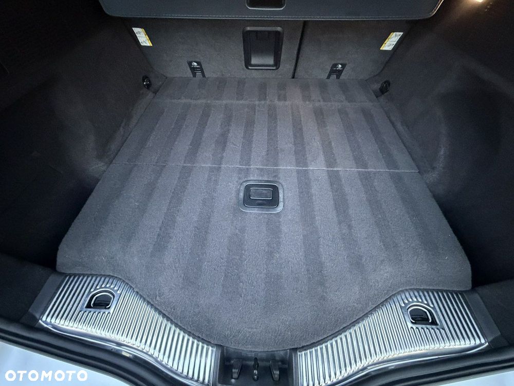 Ford Mondeo - 29