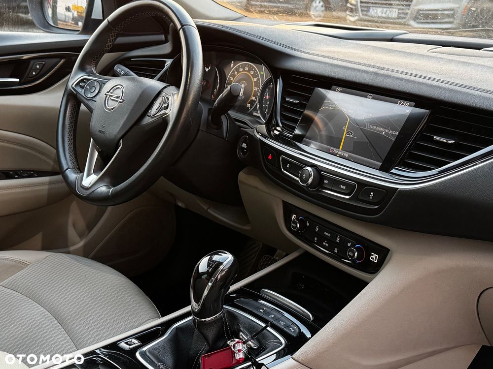 Opel Insignia 1.5 T Innovation S&S Eco - 31