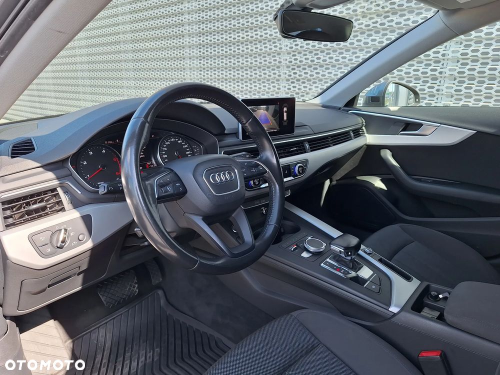 Audi A4 Avant 2.0 TDI S tronic - 18