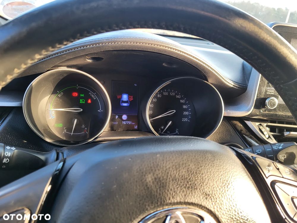 Toyota C-HR - 33