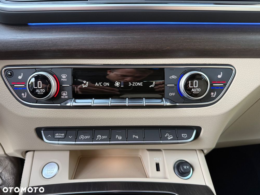 Audi Q5 40 TDI quattro S tronic S line business - 26
