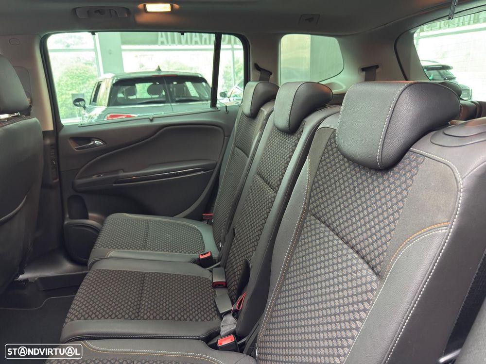 Opel Zafira 1.6 CDTi 120 Anos S/S - 38
