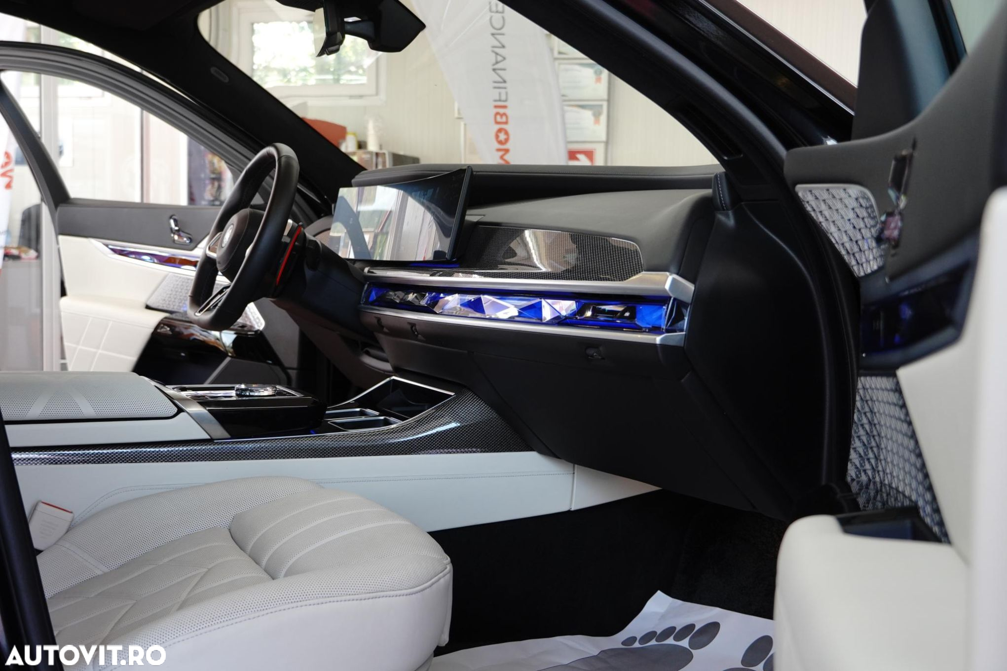 BMW Seria 7 - 18