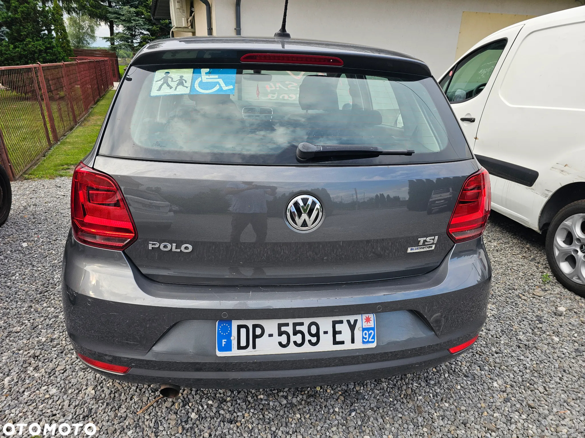 Volkswagen Polo 1.2 TSI Blue Motion Technology Lounge - 4