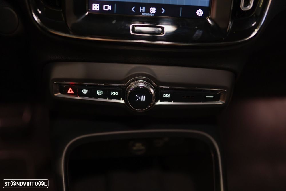 Volvo XC 40 Recharge Plus - 46